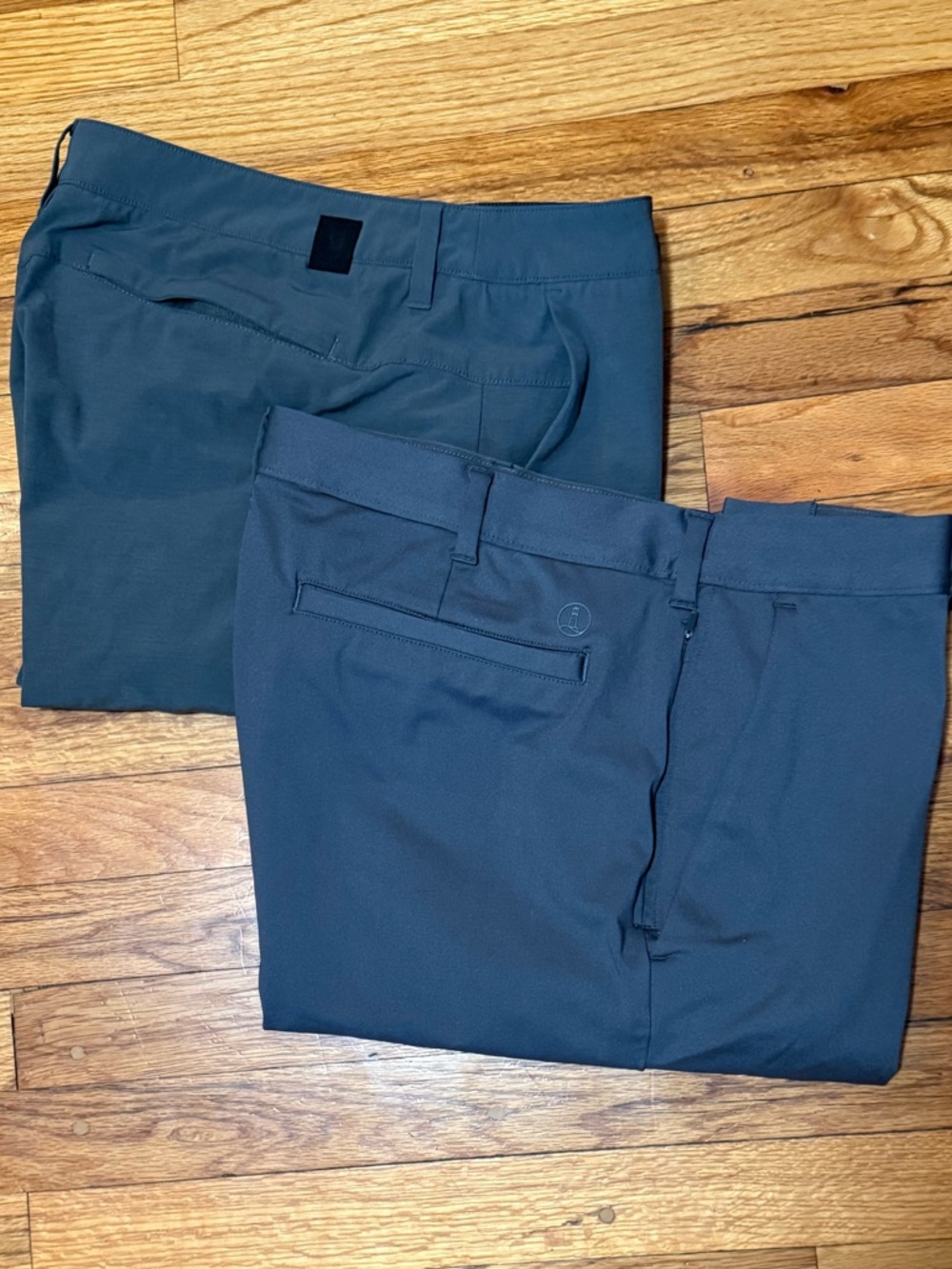 Lot of 2 Men’s 36x34 Vuori 431 Performance Stretch/Lands End Chino Grey Pants